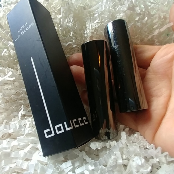 Doucce Lip Collection - Picture 4 of 4